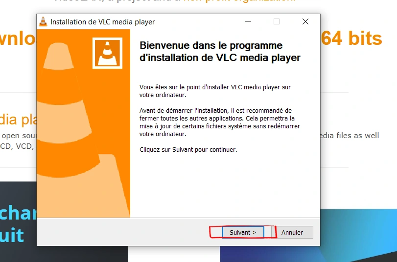 VLC Media Player installation wizard on Windows — click Next to install VLC for IPTV streaming